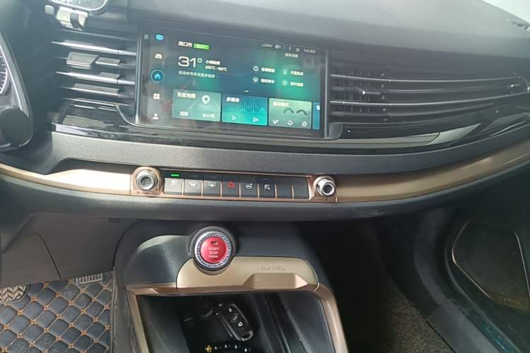 Used Haval H6 2020 1.5 GDIT Automatic Platinum Champion Edition Audio And AC Panel