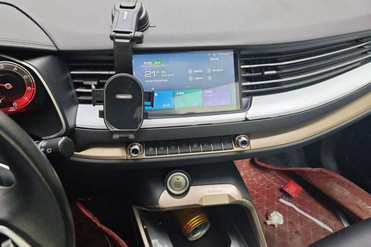Used Haval H6 2020 1.5 GDIT Automatic Platinum Luxury Edition Audio And AC Panel