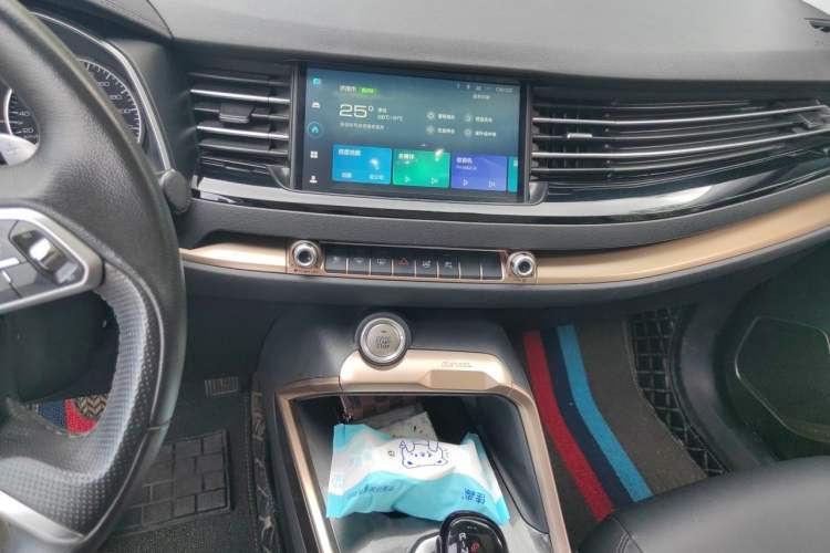 Used Haval H6 2020 1.5 GDIT Automatic Platinum Champion Edition Audio And AC Panel