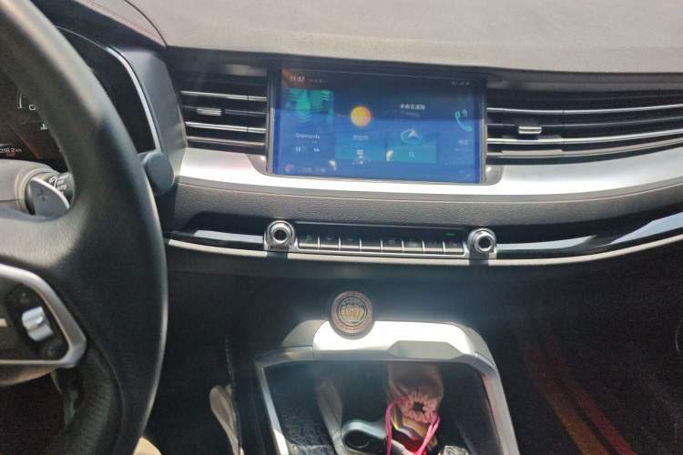 Used Haval H6 2020 2.0 GDIT Automatic GT Luxury Edition Audio And AC Panel