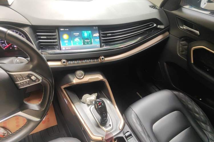 Used Haval H6 2020 2.0 GDIT Automatic Platinum Champion Edition Audio And AC Panel