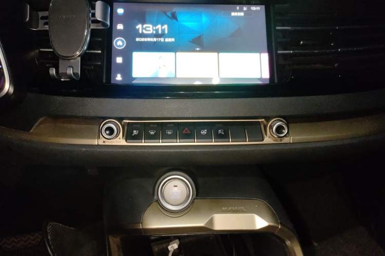 Used Haval H6 2020 1.5 GDIT Automatic Platinum Champion Edition Audio And AC Panel