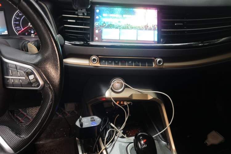 Used Haval H6 2020 1.5 GDIT Automatic Platinum Champion Edition Audio And AC Panel