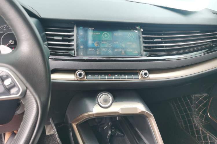 Used Haval H6 2020 1.5 GDIT Automatic Platinum Champion Edition Audio And AC Panel