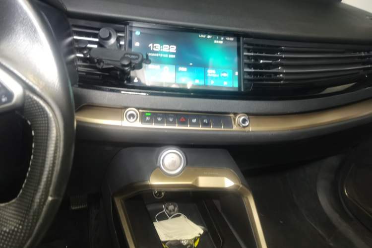 Used Haval H6 2020 1.5 GDIT Automatic Platinum Champion Edition Audio And AC Panel
