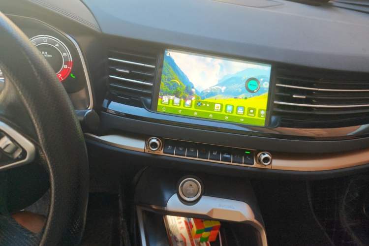 Used Haval H6 2020 1.5 GDIT Automatic Platinum Luxury Edition Audio And AC Panel