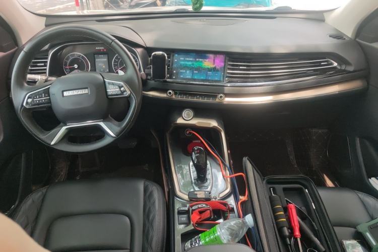 Used Haval H6 2020 1.5 GDIT Automatic Platinum Champion Edition Center Console