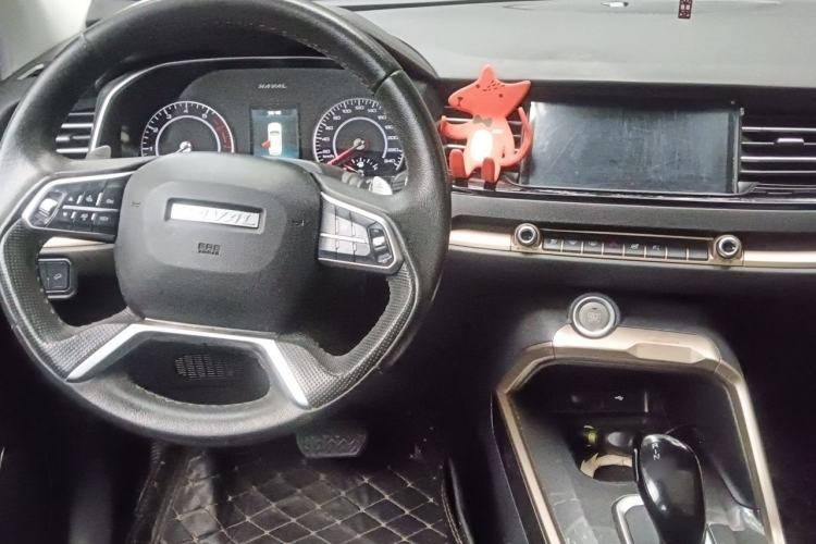 Used Haval H6 2020 1.5 GDIT Automatic Platinum Comfort Edition Center Console