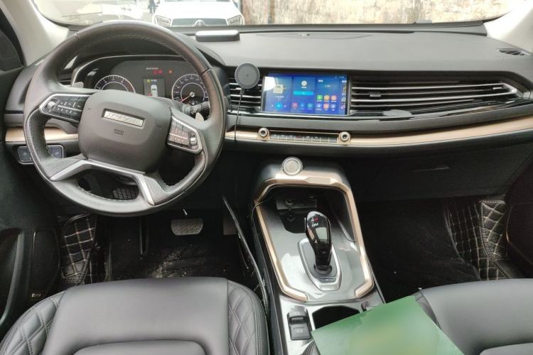 Used Haval H6 2020 1.5 GDIT Automatic Platinum Champion Edition Center Console