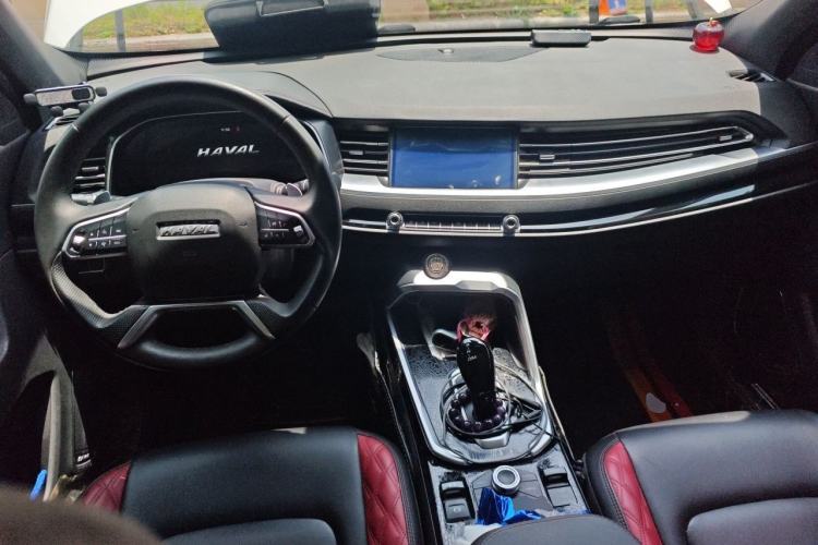 Used Haval H6 2020 2.0 GDIT Automatic GT Luxury Edition Center Console