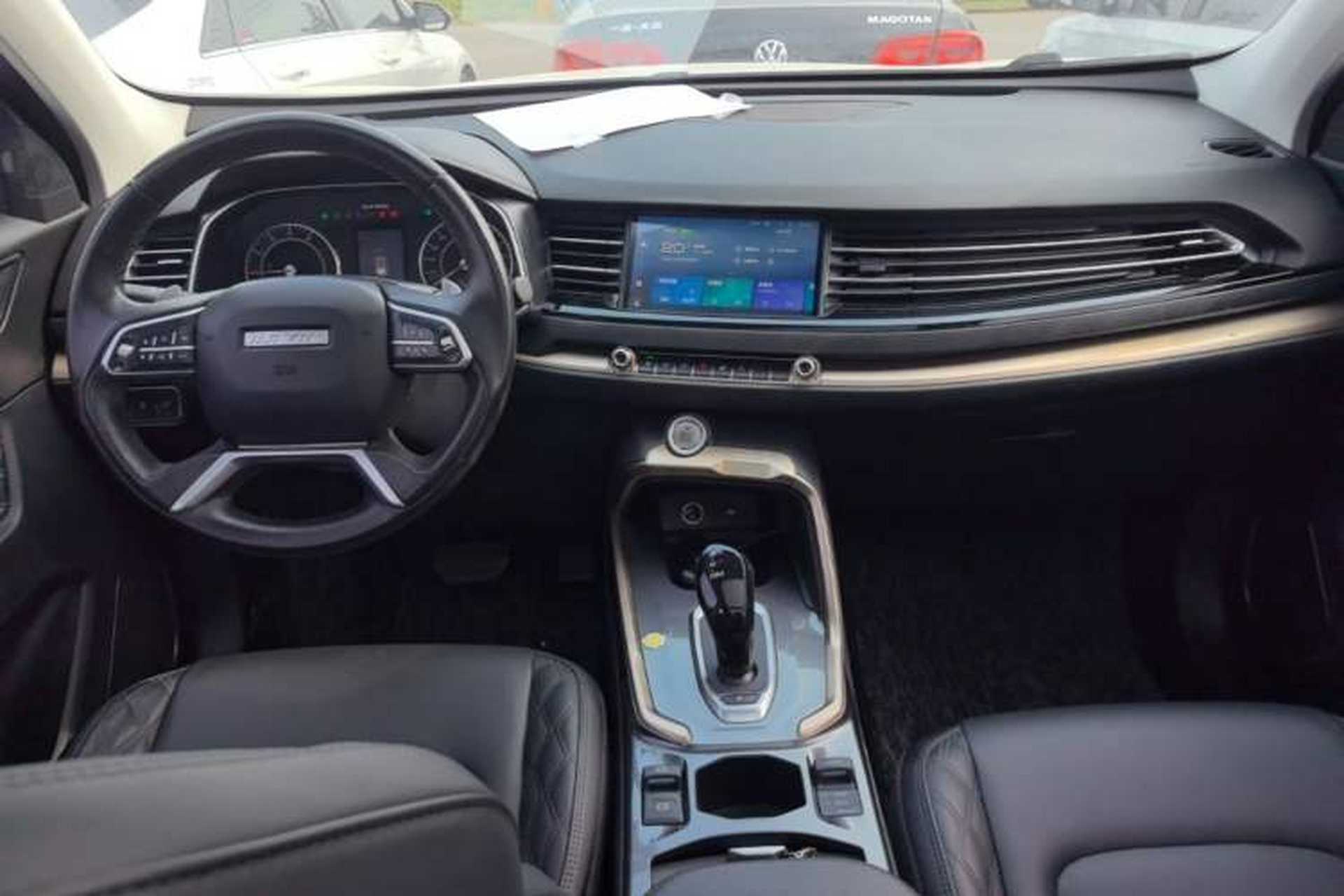 Used Haval H6 2020 1.5 GDIT Automatic Platinum Champion Edition Center Console