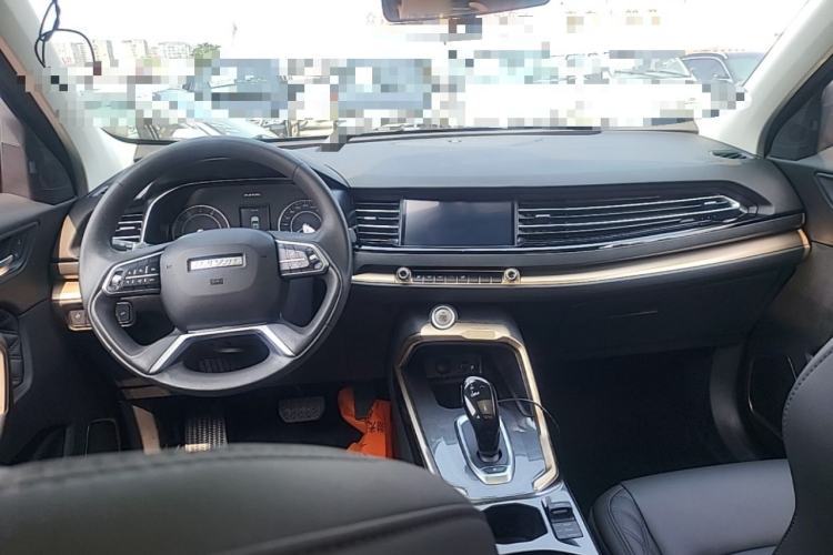 Used Haval H6 2020 1.5 GDIT Automatic Platinum Urban Edition Center Console