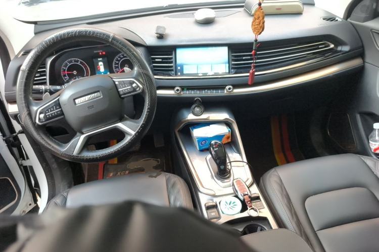 Used Haval H6 2020 1.5 GDIT Automatic Platinum Champion Edition Center Console