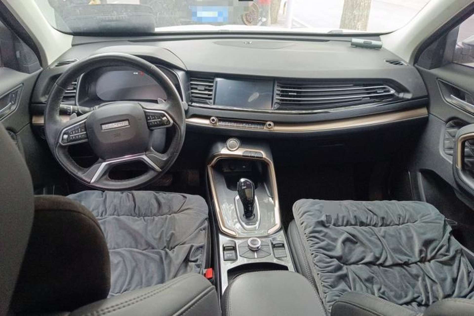 Used Haval H6 2020 2.0 GDIT Automatic Platinum Luxury Edition Center Console
