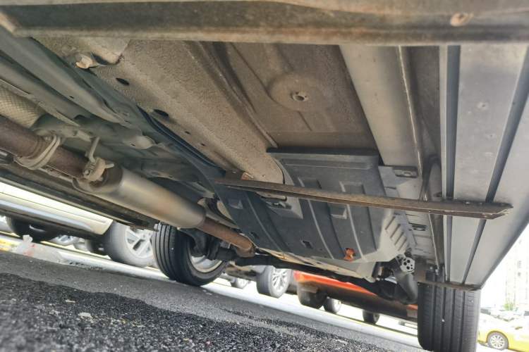 Used Haval H6 2020 2.0 GDIT Automatic Platinum Champion Edition Chassis Front Left