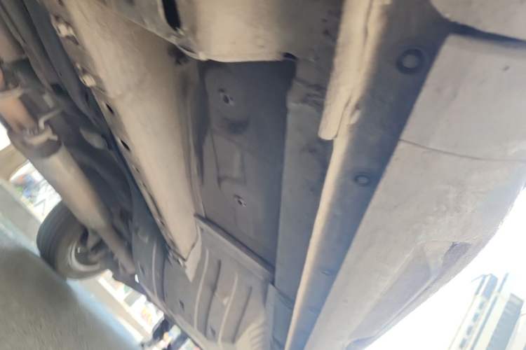 Used Haval H6  Chassis Front Left