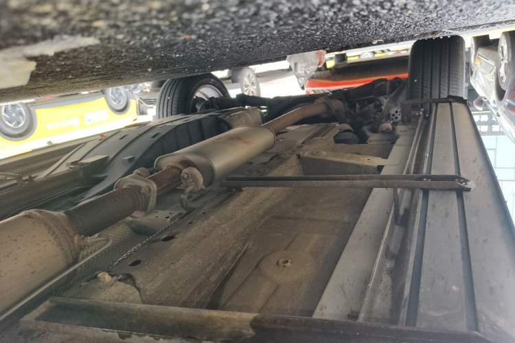 Used Haval H6 2020 2.0 GDIT Automatic Platinum Champion Edition Chassis Front Right