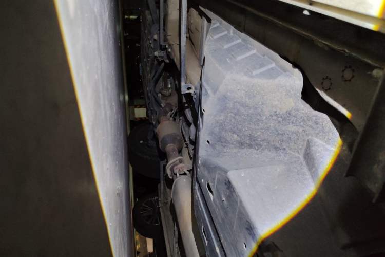 Used Haval H6 2020 2.0 GDIT Automatic Platinum Champion Edition Chassis Rear Left