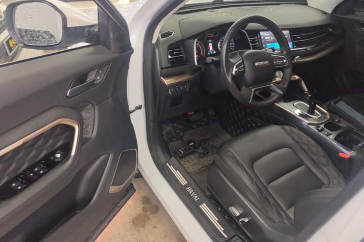 Used Haval H6 2020 1.5 GDIT Automatic Platinum Champion Edition Driver Seat