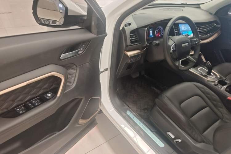 Used Haval H6 2020 1.5 GDIT Automatic Platinum Champion Edition Driver Seat