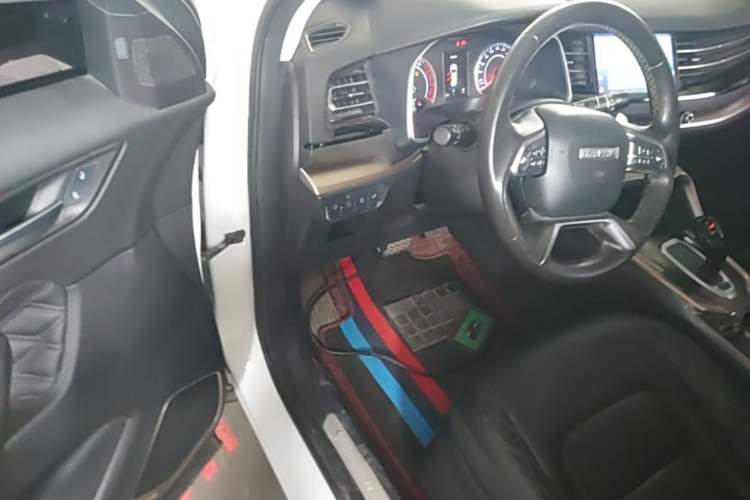 Used Haval H6 2020 1.5 GDIT Automatic Platinum Champion Edition Driver Seat