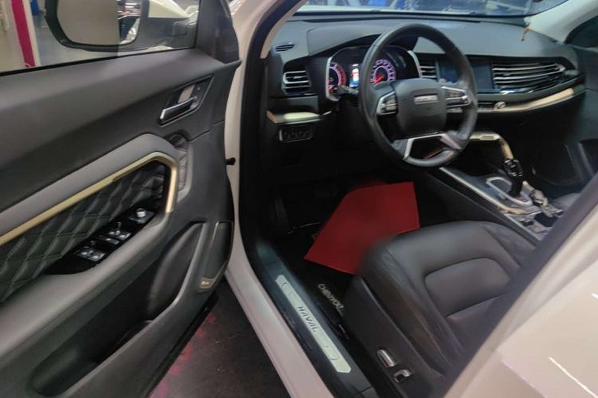 Used Haval H6 2020 1.5 GDIT Automatic Platinum Champion Edition Driver Seat