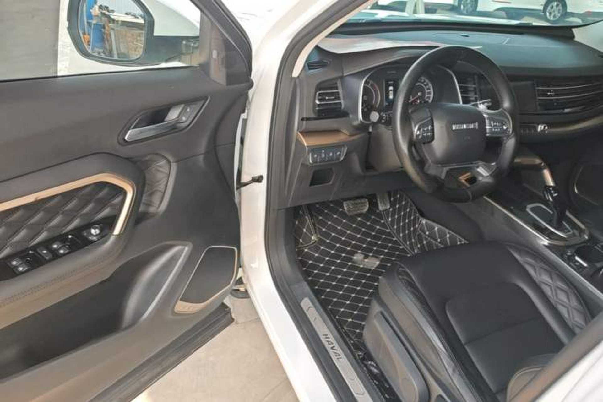 Used Haval H6 2020 1.5 GDIT Automatic Platinum Urban Edition Driver Seat