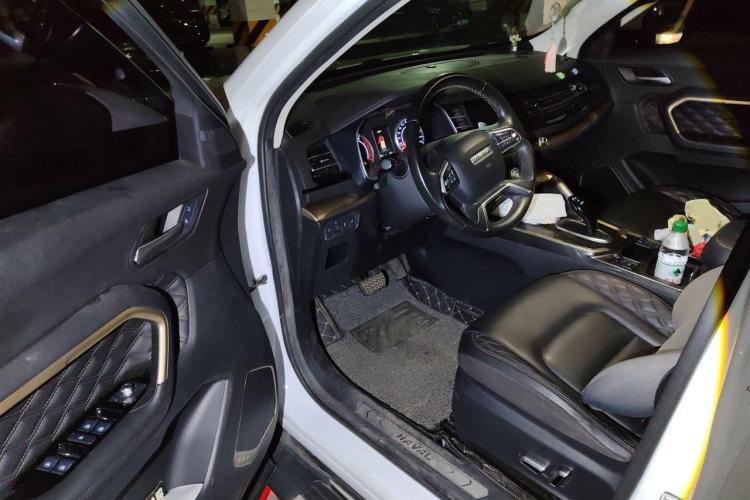 Used Haval H6 2020 2.0 GDIT Automatic Platinum Champion Edition Driver Seat