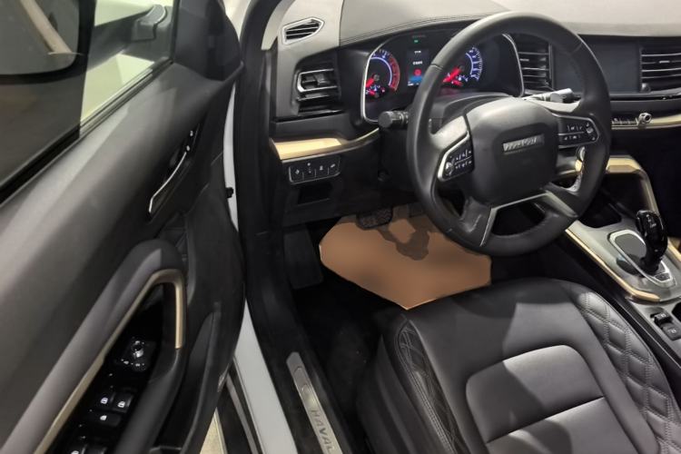 Used Haval H6 2020 2.0 GDIT Automatic Platinum Champion Edition Driver Seat