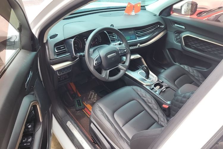 Used Haval H6 2020 1.5 GDIT Automatic Platinum Urban Edition Driver Seat