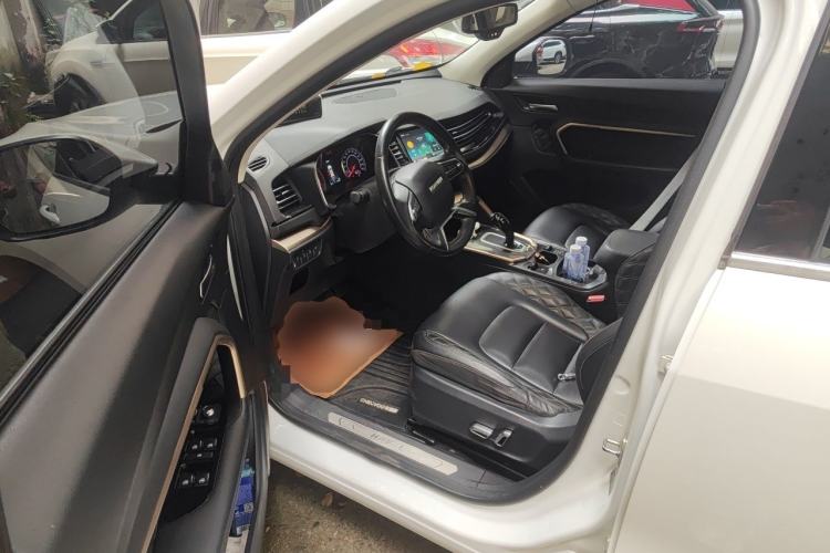 Used Haval H6 2020 2.0 GDIT Automatic Platinum Champion Edition Driver Seat