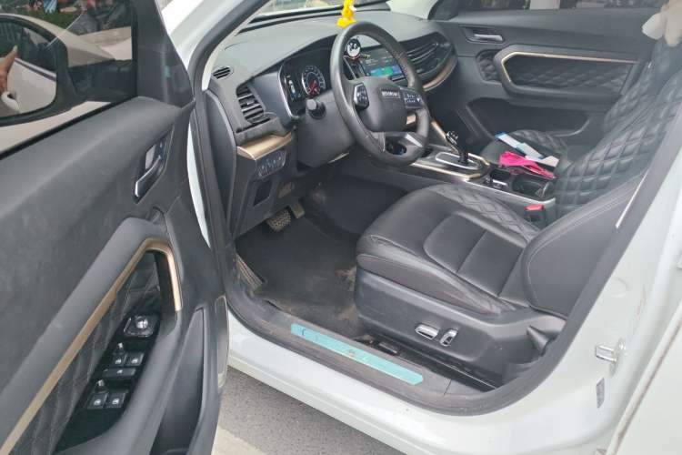Used Haval H6 2020 1.5 GDIT Automatic Platinum Champion Edition Driver Seat