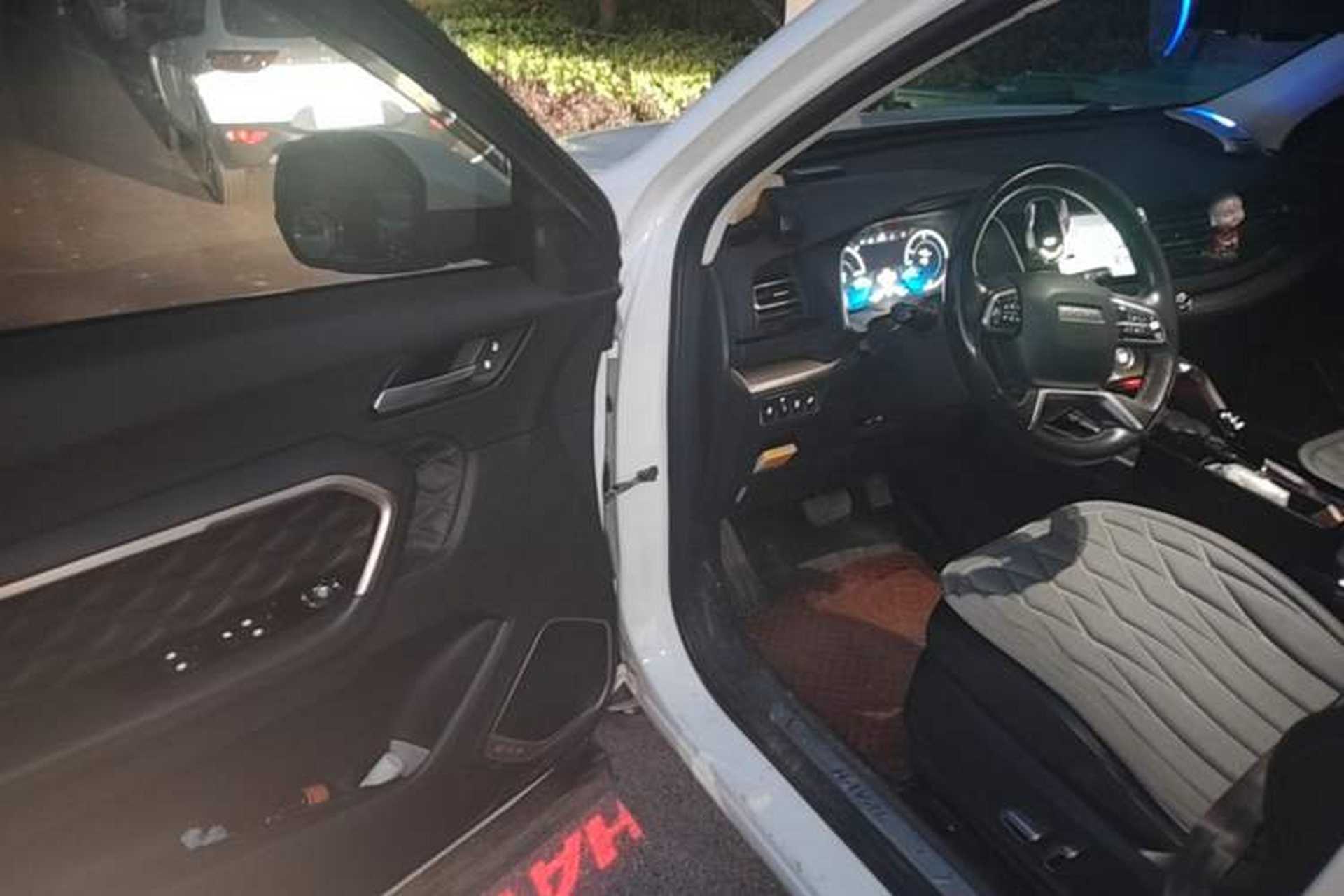 Used Haval H6 2020 2.0 GDIT Automatic Platinum Luxury Edition Driver Seat