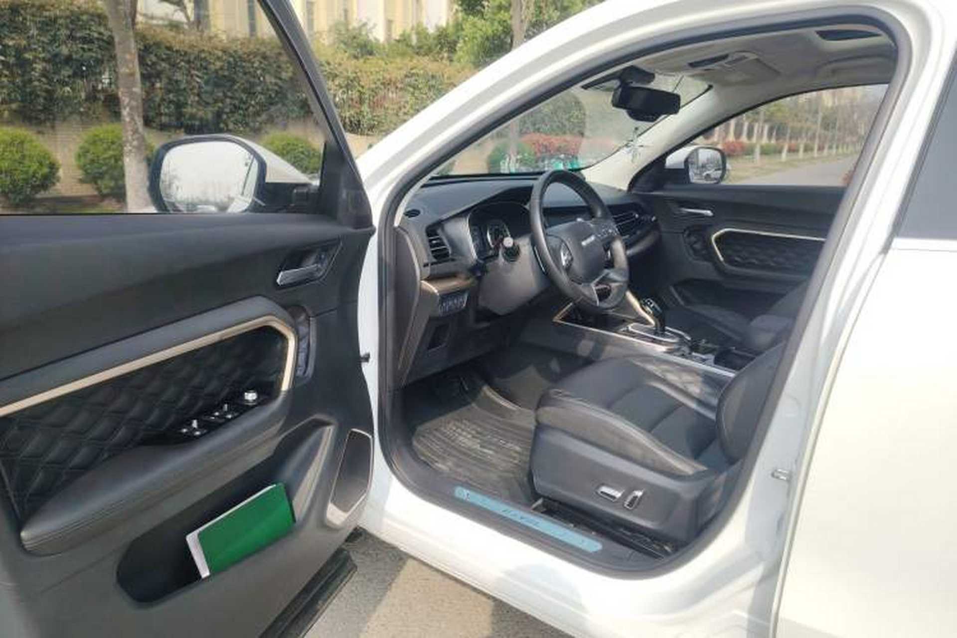 Used Haval H6 2020 1.5 GDIT Automatic Platinum Champion Edition Driver Seat