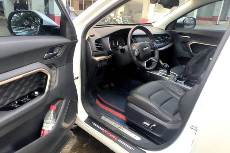 Used Haval H6 2020 1.5 GDIT Automatic Platinum Champion Edition Driver Seat