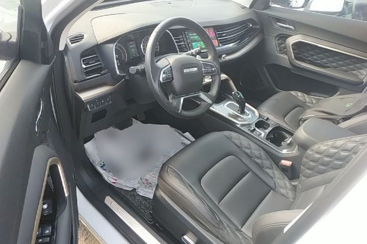 Used Haval H6 2020 1.5 GDIT Automatic Platinum Champion Edition Driver Seat