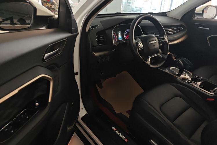 Used Haval H6 2020 1.5 GDIT Automatic Platinum Champion Edition Driver Seat