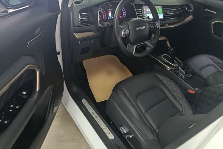 Used Haval H6 2020 1.5 GDIT Automatic Platinum Champion Edition Driver Seat