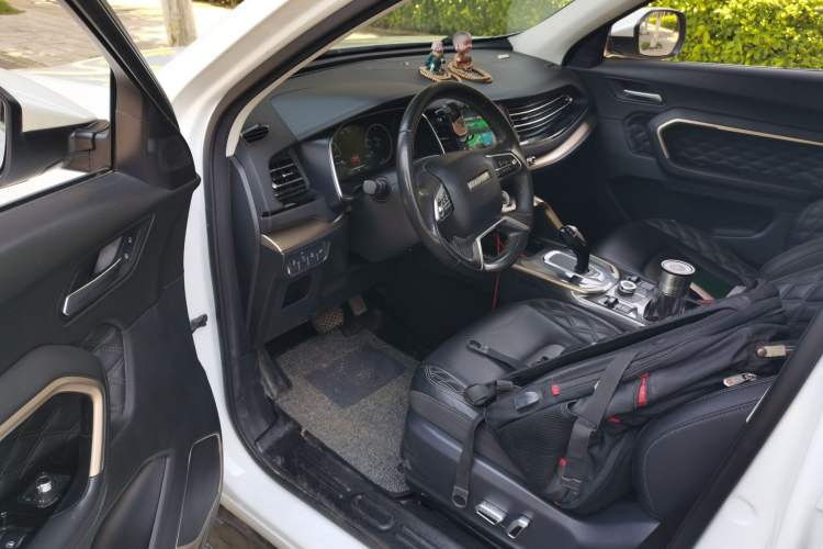 Used Haval H6 2020 1.5 GDIT Automatic Platinum Luxury Edition Driver Seat