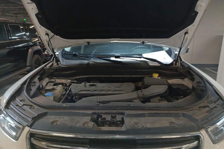 Used Haval H6 2020 2.0 GDIT Automatic Platinum Champion Edition Engine Bay