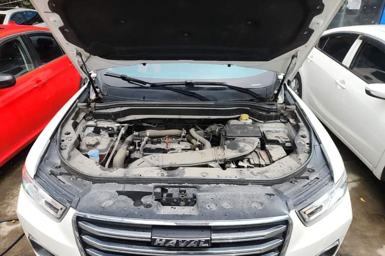 Used Haval H6 2020 1.5 GDIT Automatic Platinum Urban Edition Engine Bay