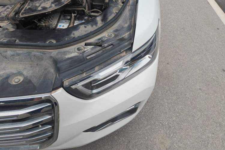 Used Haval H6 2020 2.0 GDIT Automatic Platinum Champion Edition Engine Bay Left