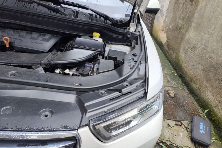 Used Haval H6 2020 1.5 GDIT Automatic Platinum Luxury Edition Engine Bay Left