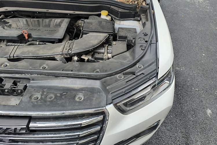 Used Haval H6 2020 1.5 GDIT Automatic Platinum Champion Edition Engine Bay Left