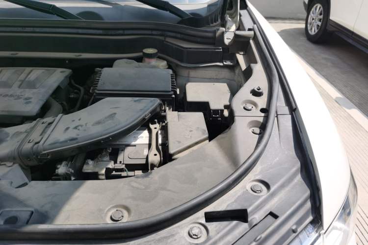 Used Haval H6 2020 1.5 GDIT Automatic Platinum Champion Edition Engine Bay Left