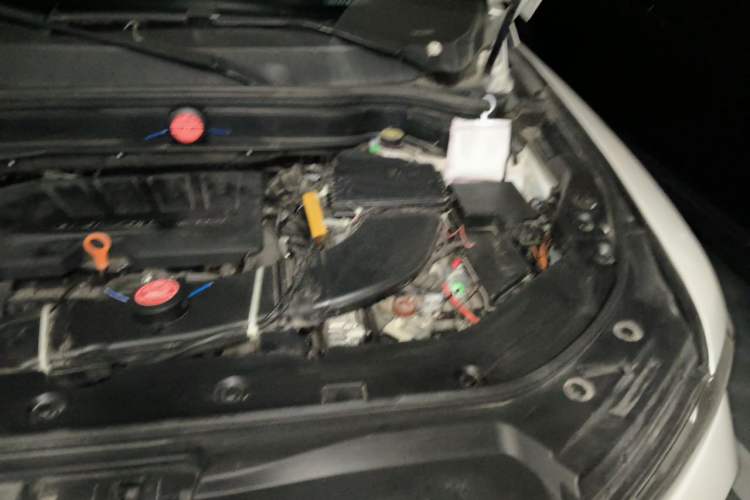 Used Haval H6 2020 1.5 GDIT Automatic Platinum Luxury Edition Engine Bay Left