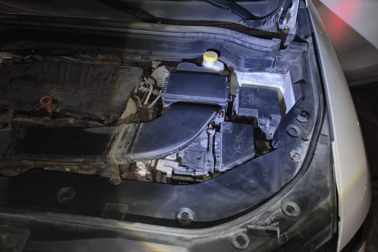Used Haval H6 2020 1.5 GDIT Automatic Platinum Luxury Edition Engine Bay Left