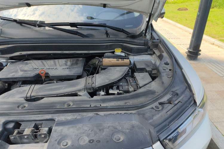 Used Haval H6 2020 1.5 GDIT Automatic Platinum Champion Edition Engine Bay Left