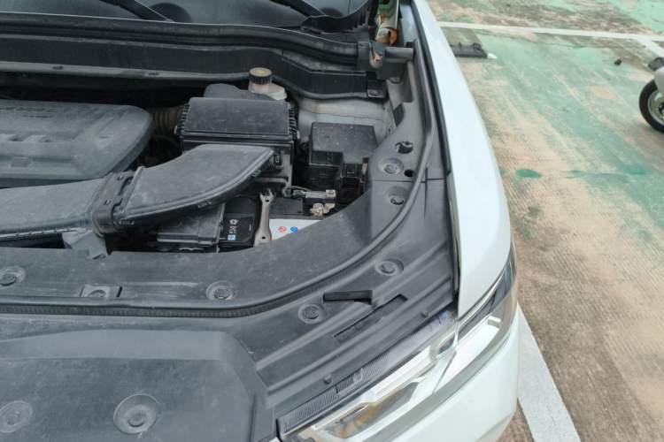 Used Haval H6 2020 2.0 GDIT Automatic Platinum Luxury Edition Engine Bay Left