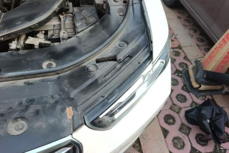 Used Haval H6 2020 1.5 GDIT Automatic Platinum Champion Edition Engine Bay Left